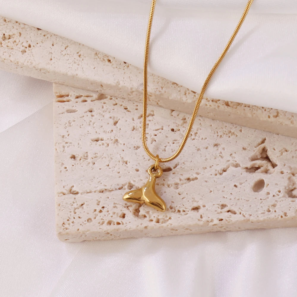 Gold Ocean Shell Pendant Necklace